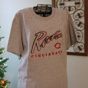 Cincinnati Reds Gray Unisex T-Shirt – Medium New
